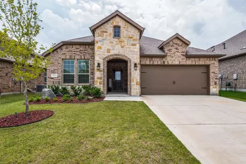 10704 Table Bluff St, Aubrey, TX 76227