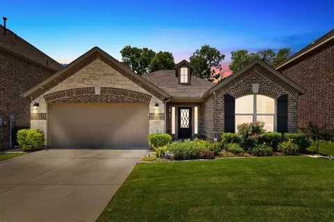 1812 Ridge Creek Ln, Aubrey, TX 76227