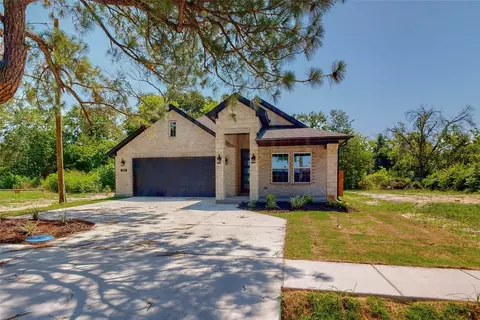 501 Bradshaw St, Terrell, TX 75160