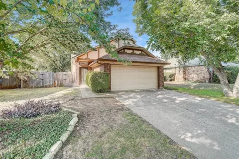 7516 Little Rock Ln, Fort Worth, TX 76120
