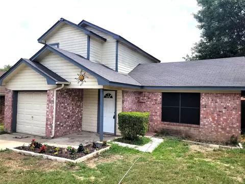 10101 Pack Saddle Trl, Fort Worth, TX 76108