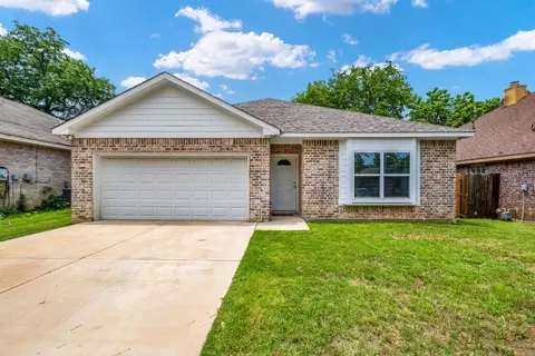 227 Adolphus Ave, Lake Dallas, TX 75065