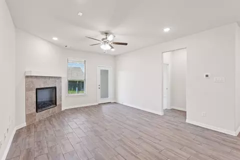434 Edwards, Pilot Point, TX 76258 photo 9