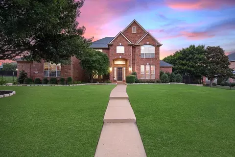 624 Honeysuckle Holw, Southlake, TX 76092