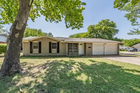 5600 Hensley Dr, Fort Worth, TX 76134