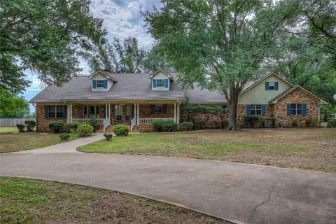 1812 Mill Creek Rd, Canton, TX 75103