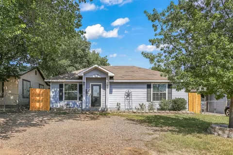 4905 Townsend Dr, Fort Worth, TX 76115