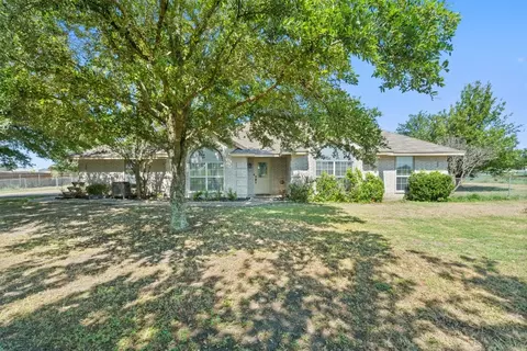 961 Ovilla Rd, Waxahachie, TX 75167
