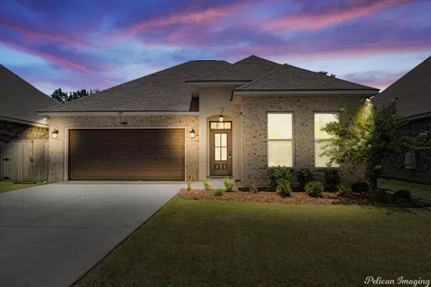 320 Pilatus Dr, Shreveport, LA 71106
