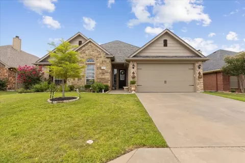 4422 Logan Cir, Granbury, TX 76049