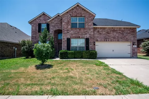 9909 Chrysalis Dr, Fort Worth, TX 76131