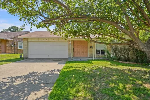 2812 Cantrell St, Irving, TX 75062