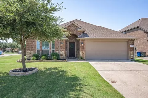 102 Trophy Trl, Forney, TX 75126