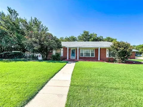 607 S 6th St, Haskell, TX 79521