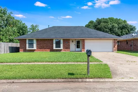 5403 Susanna Dr, Bossier City, LA 71112