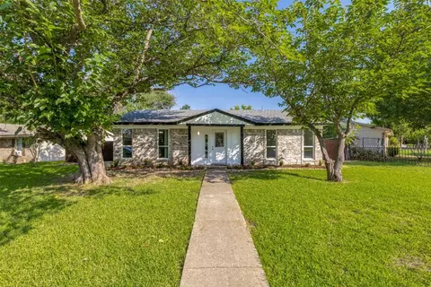 9671 Dale Glade Dr, Dallas, TX 75217