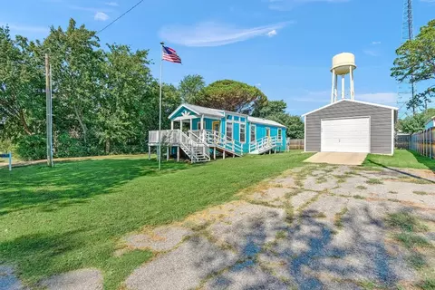 29 Sunflower Dr, Pottsboro, TX 75076