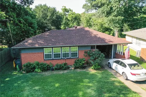 614 Denton Dr, Sherman, TX 75092