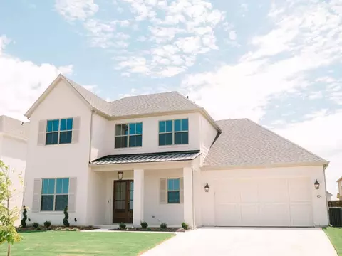 924 Highlands Ave, Aledo, TX 76008