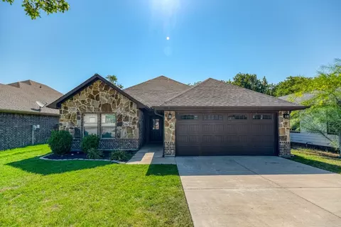 220 N Normandale St, White Settlement, TX 76108