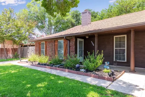 2609 Dalewood Ct, Bedford, TX 76022