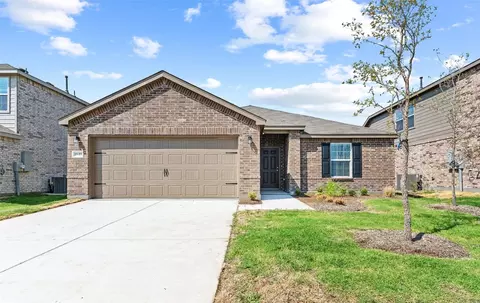 1849 Grassland Dr, Royse City, TX 75189