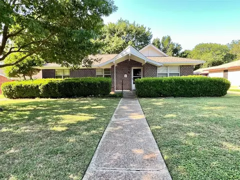 214 Van Rowe Ave, Duncanville, TX 75116