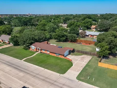 5017 Strummer Dr, North Richland Hills, TX 76180