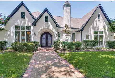 5033 Silver Lake Dr, Plano, TX 75093