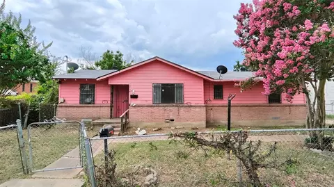 3734 Pueblo St, Dallas, TX 75212