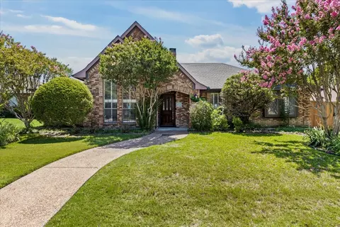 4110 Province Dr, Carrollton, TX 75007