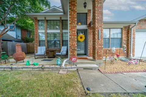 7910 Clairmont Ave, Rowlett, TX 75089