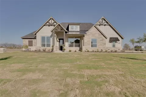 173 Frontera Dr, Decatur, TX 76234