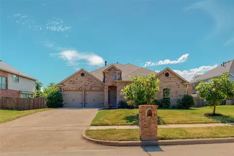 708 Spice St, Desoto, TX 75115