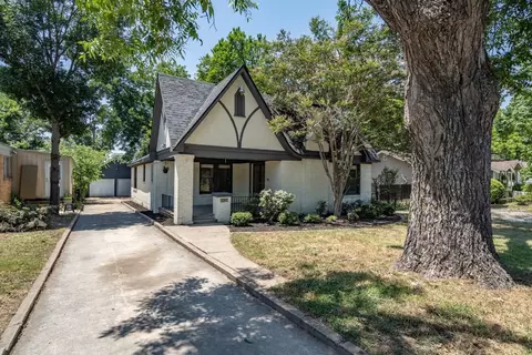 3620 Purington Ave, Fort Worth, TX 76103