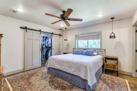 930 Curry Rd, Sunset, TX 76270 photo 12