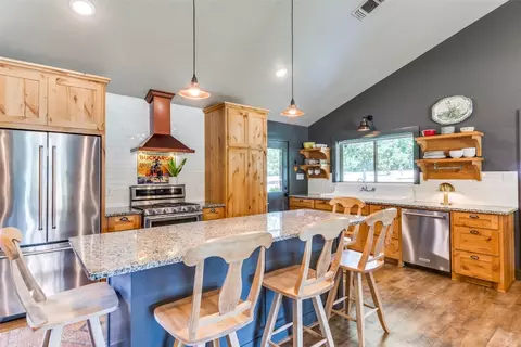 930 Curry Rd, Sunset, TX 76270 photo 8