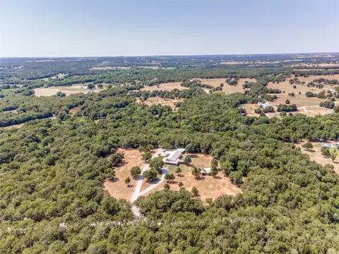 930 Curry Rd, Sunset, TX 76270 photo 37