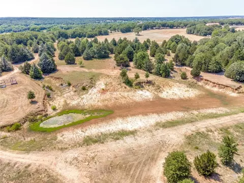 930 Curry Rd, Sunset, TX 76270 photo 39