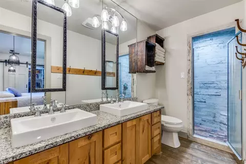 930 Curry Rd, Sunset, TX 76270 photo 13