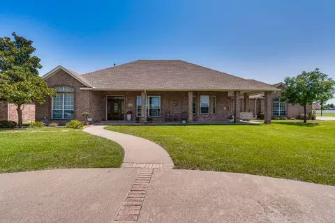 572 Glenn Ln, Red Oak, TX 75154