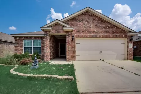 6109 Chalk Hollow Dr, Fort Worth, TX 76179