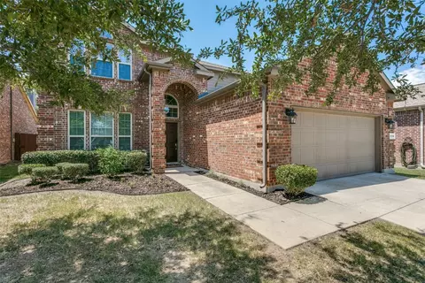 8708 Trailblazer Dr, Cross Roads, TX 76227