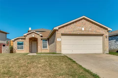 2544 Big Spring Dr, Fort Worth, TX 76120