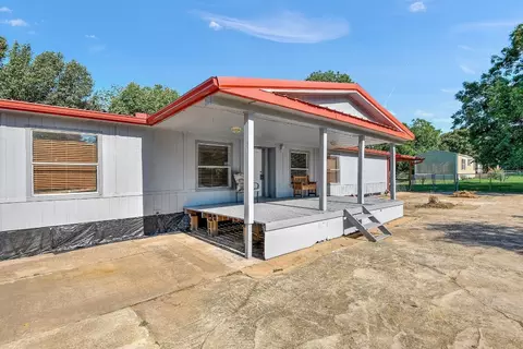115 Pueblo Dr, Gordonville, TX 76245