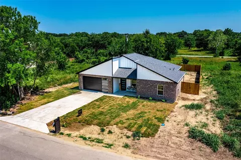 601 Kontiki Dr, Tool, TX 75143 photo 4