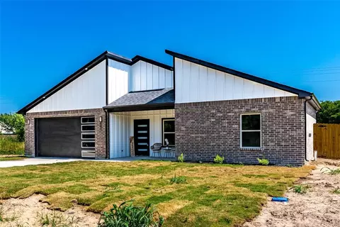 601 Kontiki Dr, Tool, TX 75143 photo 3