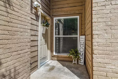 7031 Holly Hill Dr #12, Dallas, TX 75231