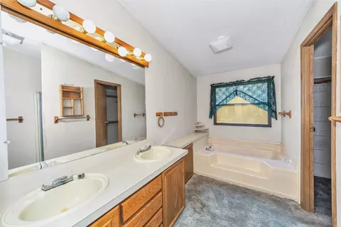 659 Bryan Rd, Sunset, TX 76270 photo 20