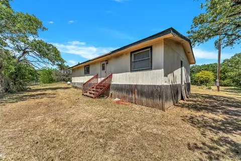 659 Bryan Rd, Sunset, TX 76270 photo 8